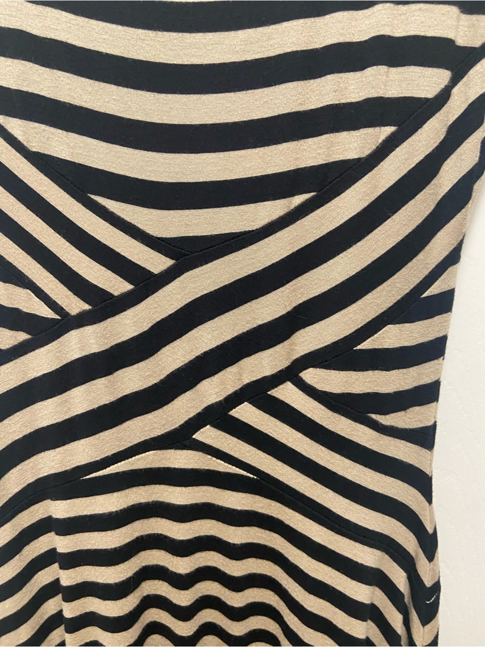 Eci New York Black and Beige Striped Fit-and-Flare Dress Size Small - Picture 3 of 5